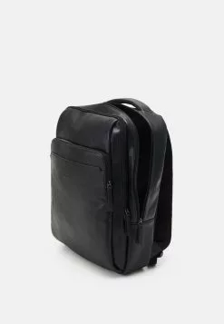 Pier One UNISEX - Tagesrucksack - Black -Pier One Geschäft 1cf6be46eb5f4cc8ad005e66c1158fb9
