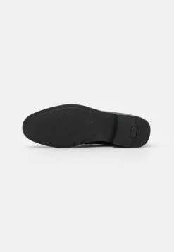 Pier One Slipper - Black 10 Pier One Slipper - Black -Pier One Geschäft 258ac2347fc244678f553ccee6f2345d