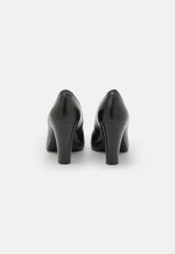 Pier One LEATHER - Plateaupumps - Black -Pier One Geschäft 2c7d6f052da640b09332383efd7d89b8