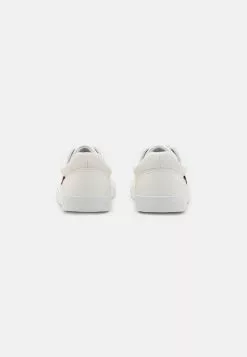 Pier One UNISEX - Sneaker Low - White 8 Pier One UNISEX - Sneaker Low - White -Pier One Geschäft 4875ff60289d451696f32d2c44634d4c