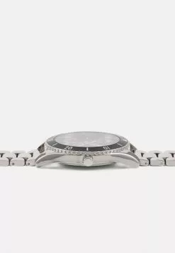 Pier One SET UNISEX - Uhr - Silver-coloured 8 Pier One SET UNISEX - Uhr - Silver-coloured -Pier One Geschäft 55627291cf384730a18f1efaf1259d8a