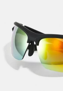 Pier One UNISEX - Sonnenbrille - Black -Pier One Geschäft 588c529d22a54852a0943b23ab92875b