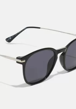 Pier One Sonnenbrille - Black -Pier One Geschäft 6b7e0f98517344fcb83af59186c802d2
