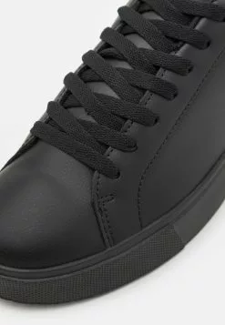 Pier One UNISEX - Sneaker Low - Black -Pier One Geschäft 72d87d318fe24caa82ecf86b5f1eea6f