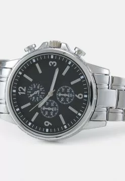 Pier One UNISEX - Uhr - Silver-coloured/black -Pier One Geschäft 74a3ccc1c5ec4cf19b661e26058a743f