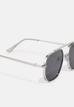 Pier One Sonnenbrille - Silver-coloured -Pier One Geschäft 7eeef8aa05ad4906ba1e7b08014f5f37