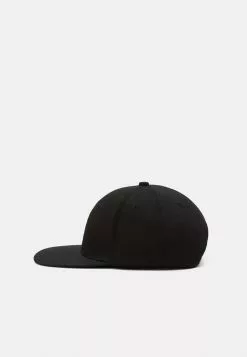 Pier One UNISEX - Cap - Black -Pier One Geschäft 9551e0acbdbe411f8e5a4e77b1571f34
