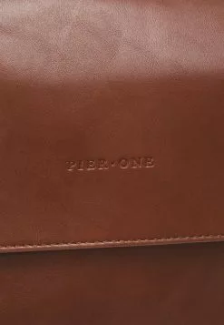 Pier One Umhängetasche - Brown -Pier One Geschäft 996f0b959cb14f4daf56add935c55435