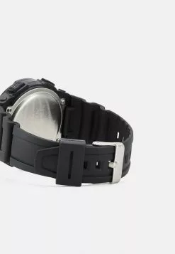 Pier One Digitaluhr - Black 7 Pier One Digitaluhr - Black -Pier One Geschäft ad958b915d0e41b68f5bbca52b2c21cc