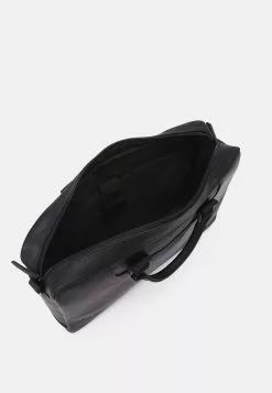 Pier One Notebooktasche - Black 8 Pier One Notebooktasche - Black -Pier One Geschäft c0305e23220041c5bc4bee9b7ee4bbff