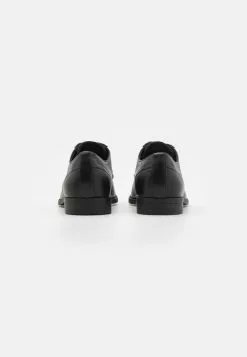 Pier One Schnürer - Black -Pier One Geschäft d415e7ee26eb4b8088920a32b9f55687