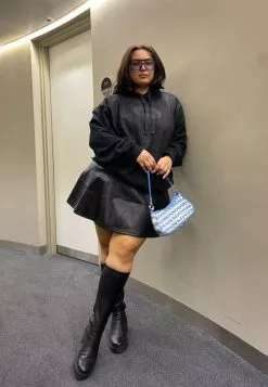 Pier One UNISEX - Sonnenbrille - Black -Pier One Geschäft d9f8fa4882734d049934f5fa63dcd463