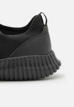 Pier One Sneaker Low - Black -Pier One Geschäft da21a0204b9943a1b0a5be03e6d2430f