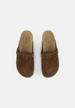 Pier One LEATHER UNISEX - Clogs - Brown 9 Pier One LEATHER UNISEX - Clogs - Brown -Pier One Geschäft e81ec10b1baa426098f203c956f22c98