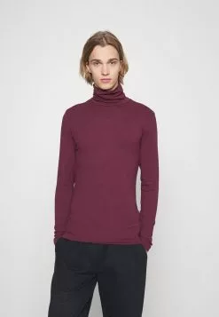 Pier One Geschäft -Pier One Geschäft f35fb1b9b537436bb32245b59dc25ef4