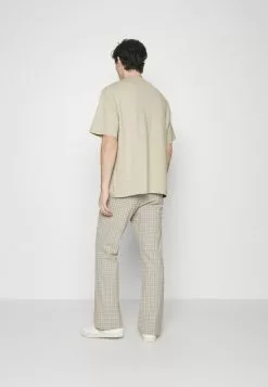 Pier One T-Shirt Basic - Beige -Pier One Geschäft fc1282f8e7114005b687f995a438664d