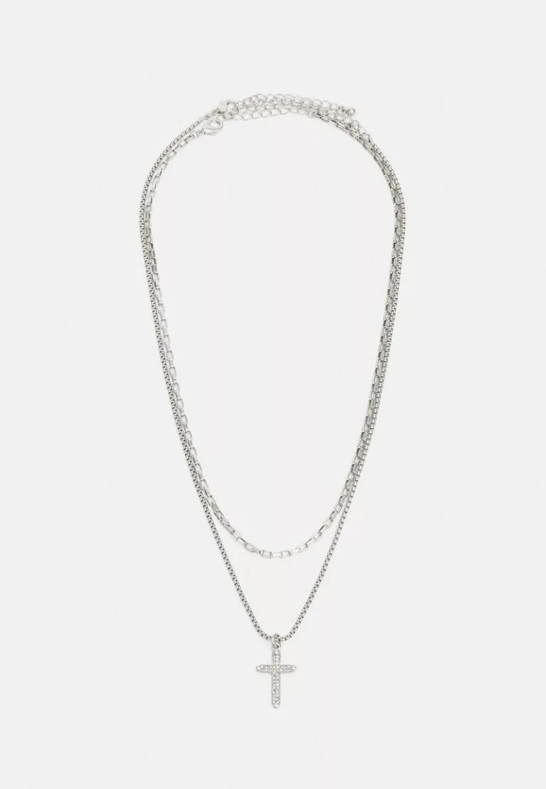 Pier One Geschäft -Pier One Geschäft c5ae0146797b4ccdac45d5202f9341be 768x1109 1